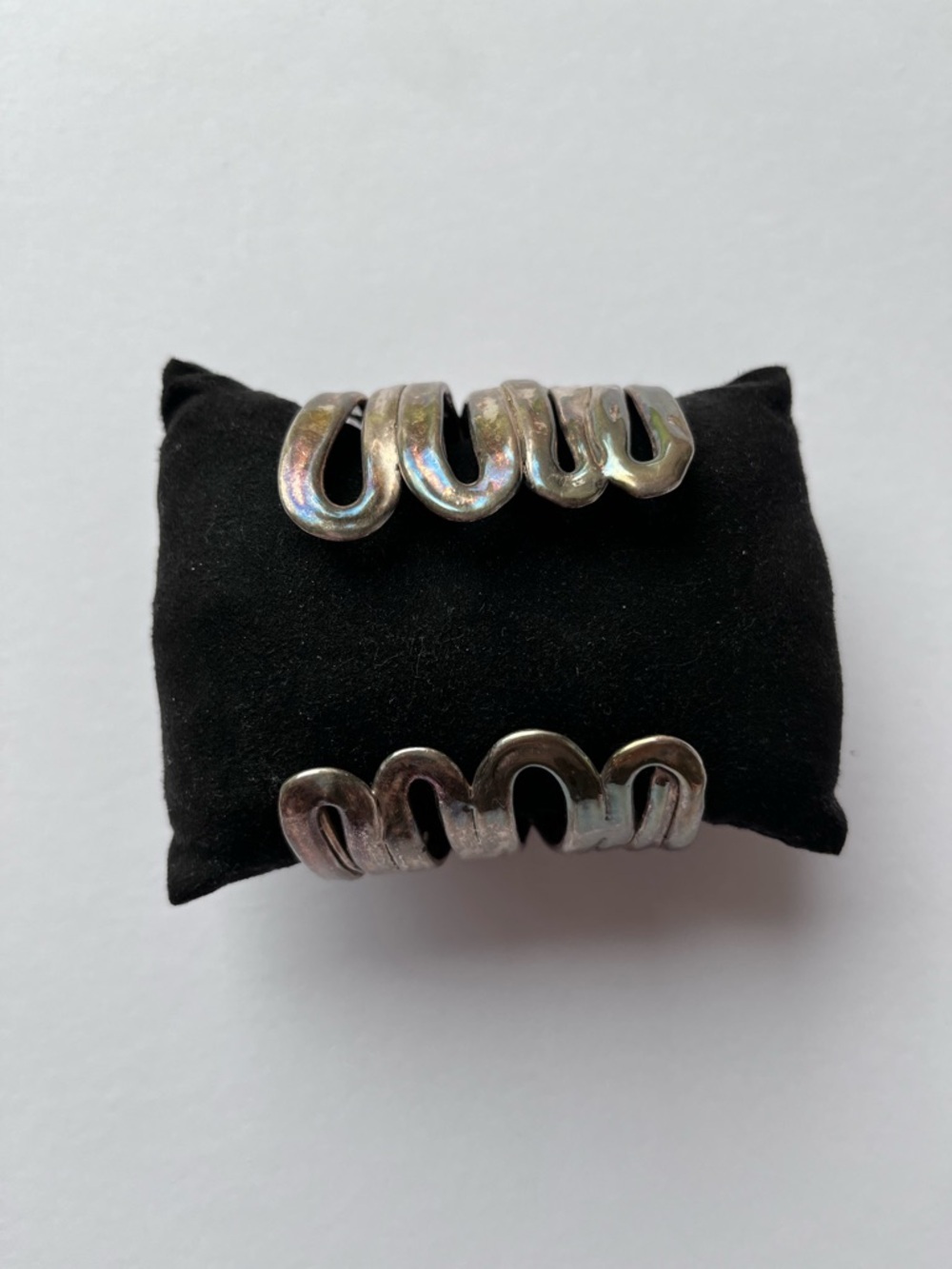 925 Sterling Silver Israel Wide Cuff Brutalist Ribbons Bracelet - Picture 2 of 11